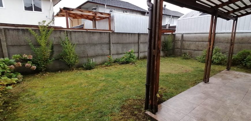 Se Arrienda linda y cómoda Casa en Valle Volcanes