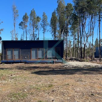 EN VENTA PARCELA CON RÍO Y DOS CABAÑAS, SECTOR COLONIA LA POZA, PUERTO VARAS.